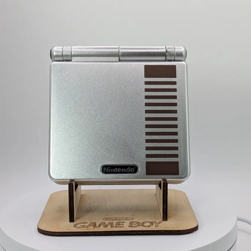 Nintendo GBA SP - Zelda NES Edition (AGS-001) - Image 4