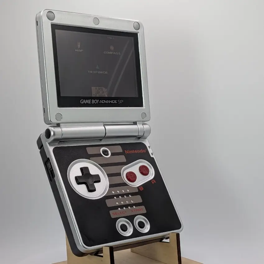Nintendo GBA SP - Zelda NES Edition (AGS-001) - Image 3